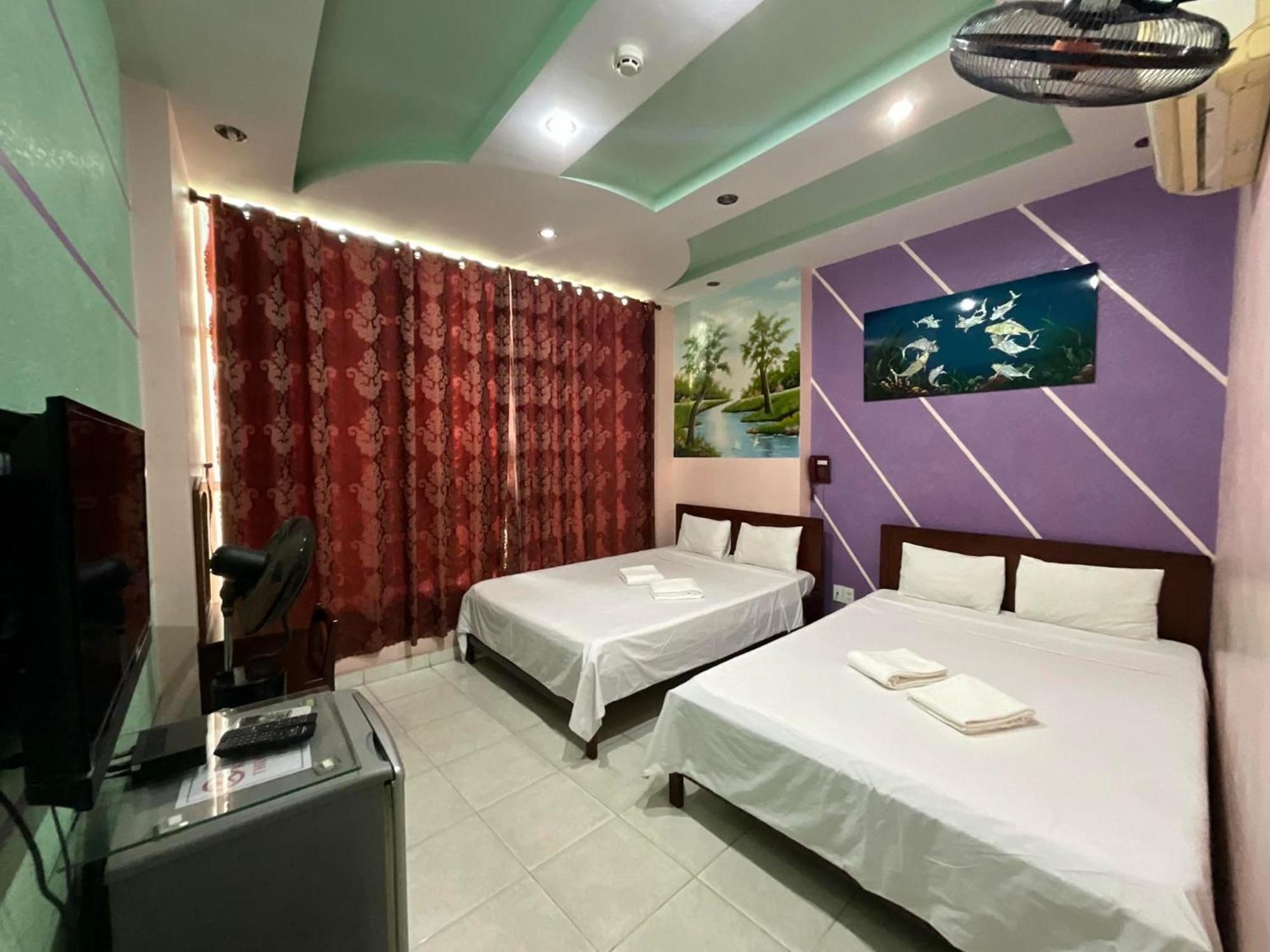 Khách sạn Mai Hoa *